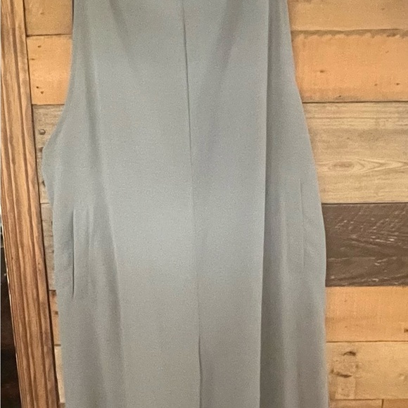 Light weight romper size Large - Picture 3 of 6